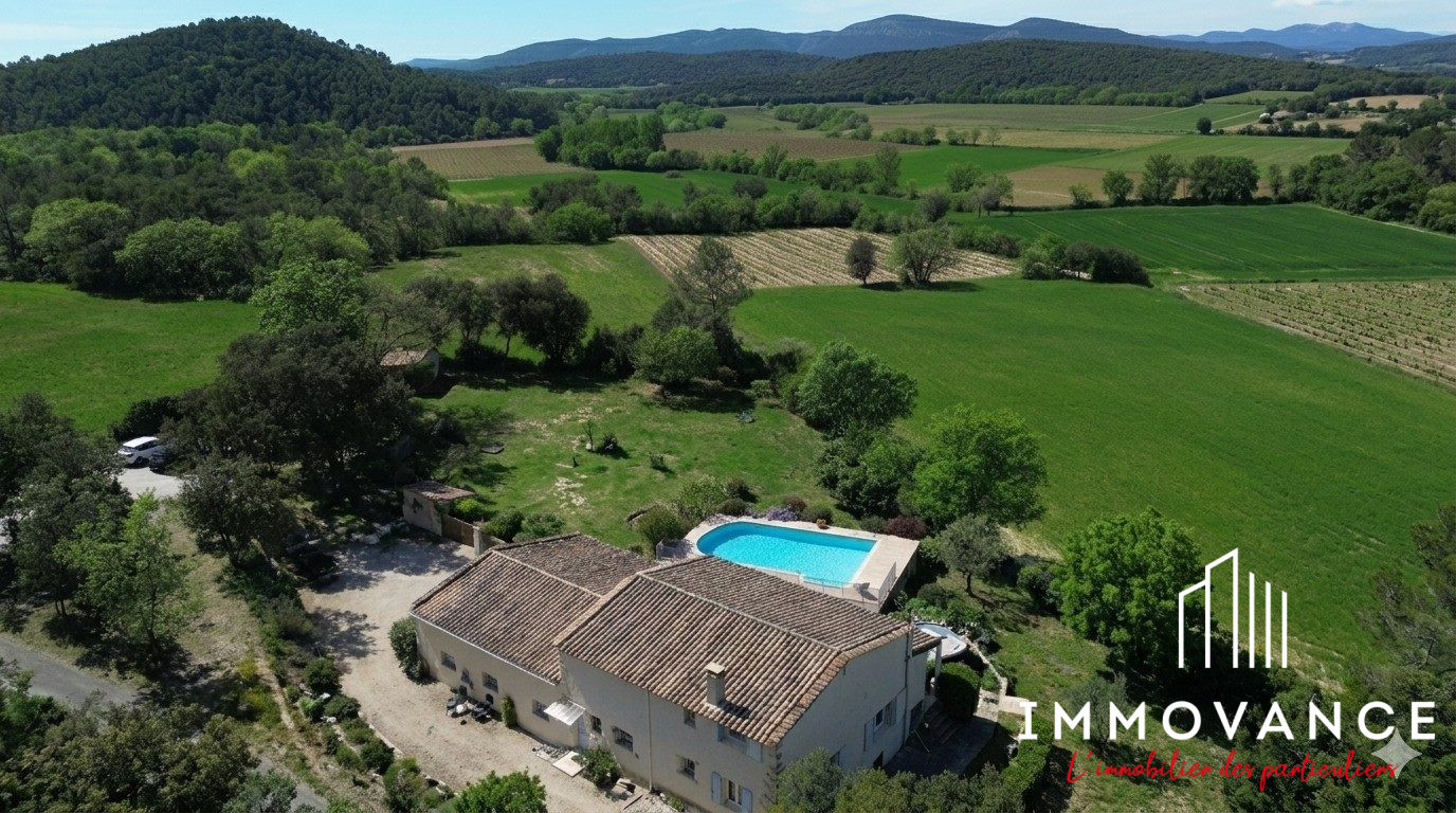 MEC - H2B Immo Maison 182 m²