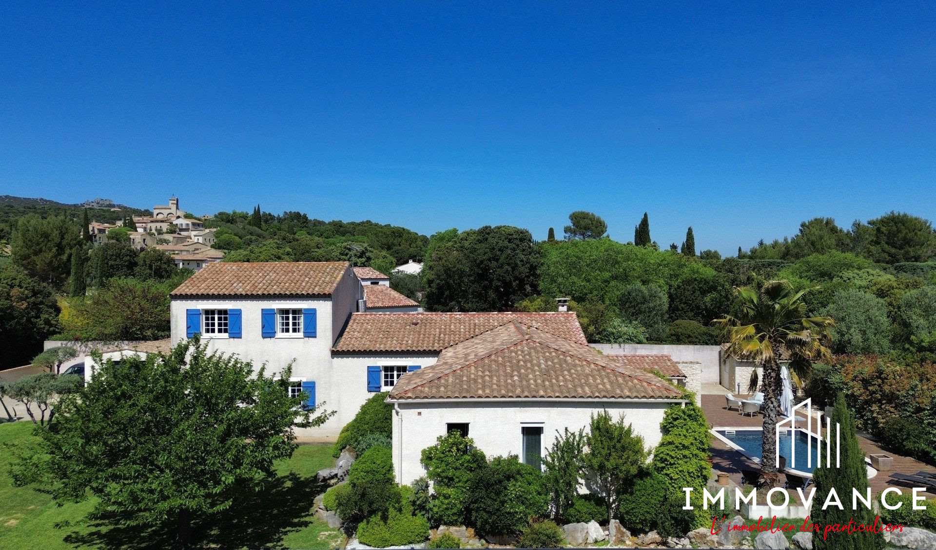MEV - H2B Immo Maison 251 m²