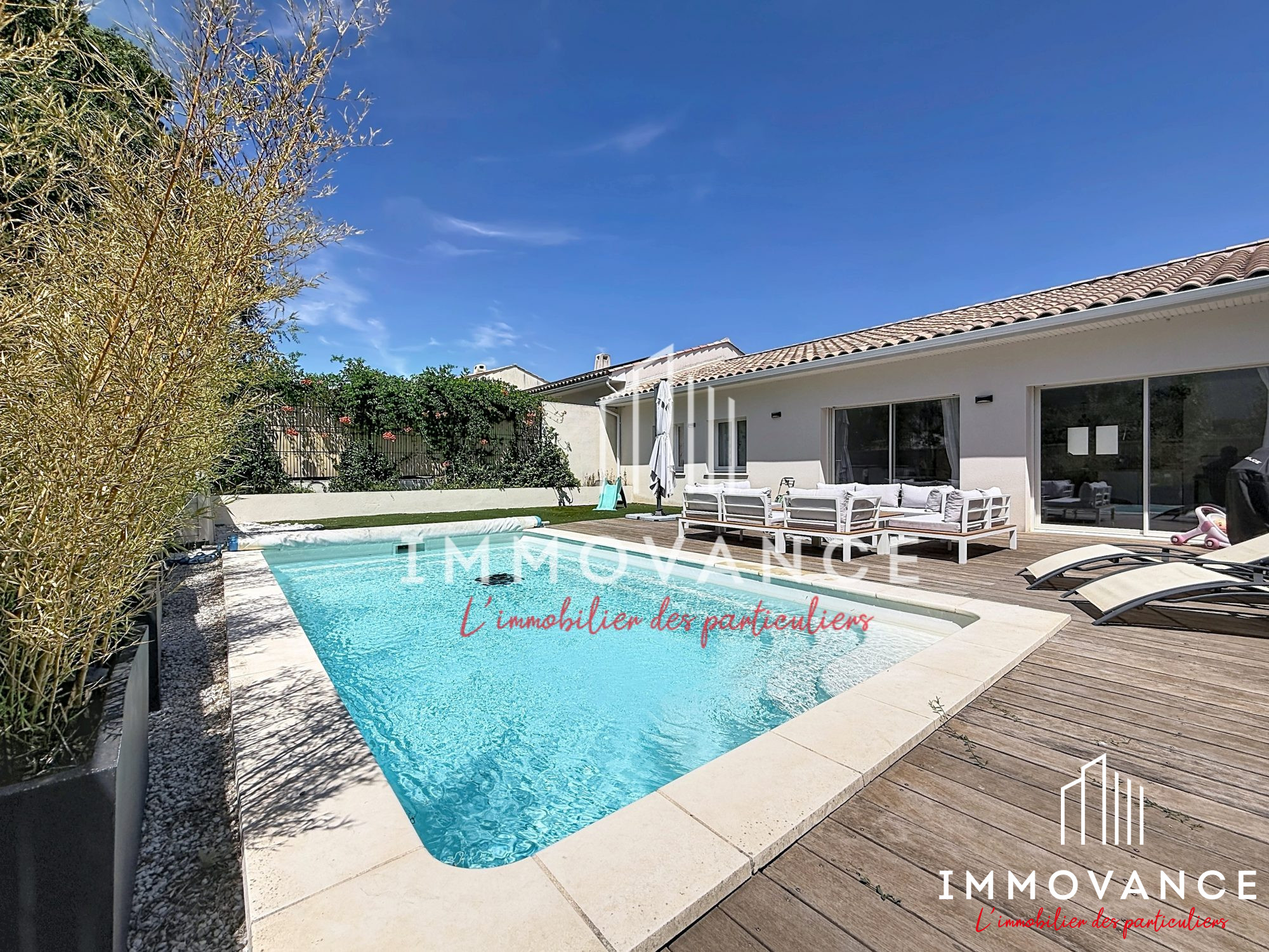 MEC - H2B Immo Maison 319 m²